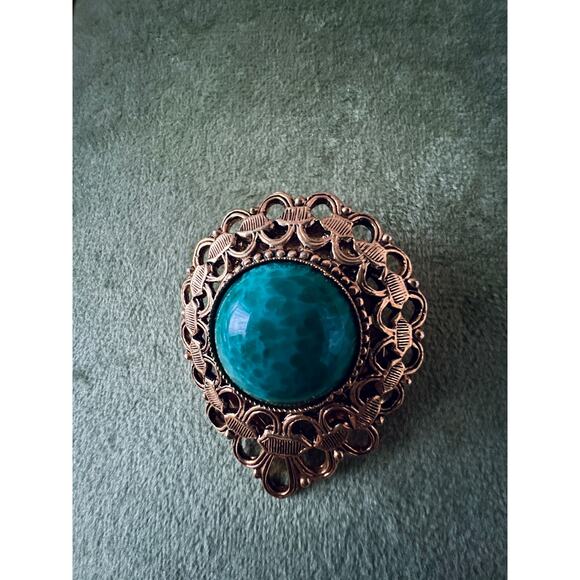Signed Lieba Vintage Faux Turquoise Shoe Clip Brooch Gold Filigree 1970s - Picture 2 of 6